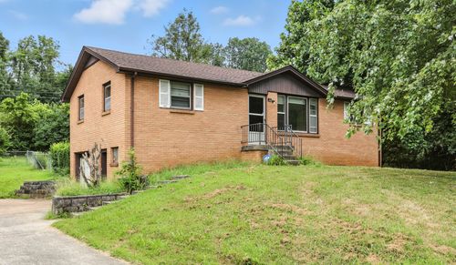10 Fountainbleau Rd, Clarksville, TN, 37042-4025 | Card Image