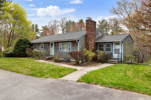 118 County St, Lakeville, MA, 02347-1861 | Card Image