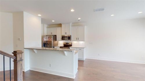 5873 Greystone Ct W, Stone Mountain, GA, 30083 | Card Image