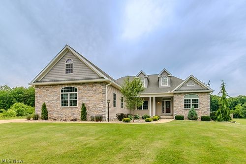 181 Margor Dr, Conneaut, OH, 44030-1027 | Card Image