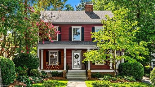 417 Woodlawn Ave, Greensboro, NC, 27401-1750 | Card Image