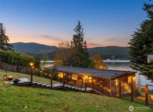 813 Fairmount Rd, Port Townsend, WA, 98368-9346 | Card Image