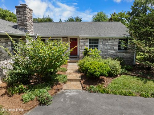 5426 Gaineswood Rd, Knoxville, TN, 37918-3433 | Card Image