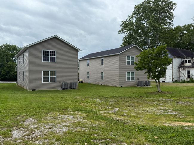 Exterior Rear | Image 27