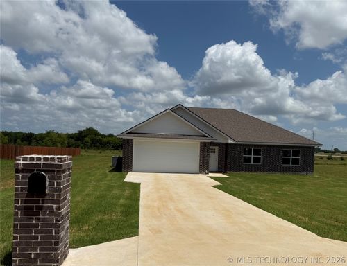 108 Michael Ave, Calera, OK, 74730-4018 | Card Image