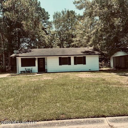 229 Linda Dr, Ocean Springs, MS, 39564-4113 | Card Image