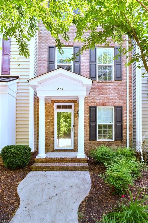 274 Paradise Dr, Portsmouth, VA, 23701-2742 | Card Image
