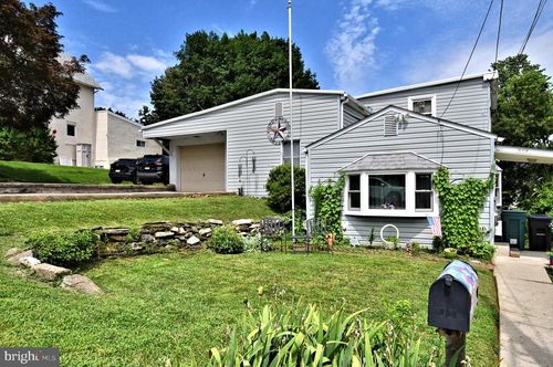 280 Summit Ave, CONSHOHOCKEN, PA, 19428-2228 | Card Image