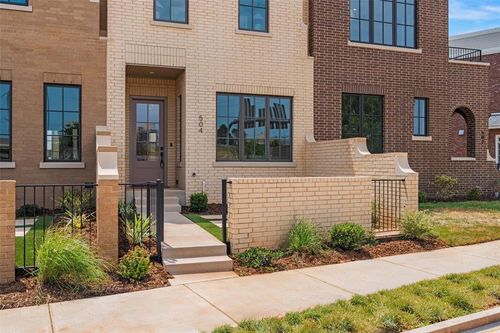 512 Ne 2nd Street, Oklahoma City, OK, 73104 | Card Image