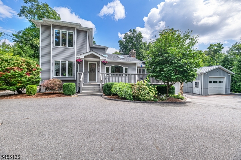 Residential in Vernon Twp. 3