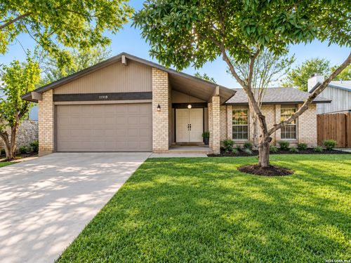 11919 Dawnhaven St, San Antonio, TX, 78249-2430 | Card Image