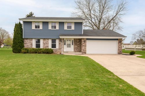 103 Heather Ln, Muskego, WI, 53150-8409 | Card Image