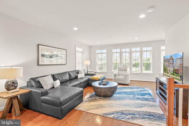 20790 Duxbury Ter, Townhouse with 4 bedrooms, 4 bathrooms and null parking in ASHBURN VA | Image 26