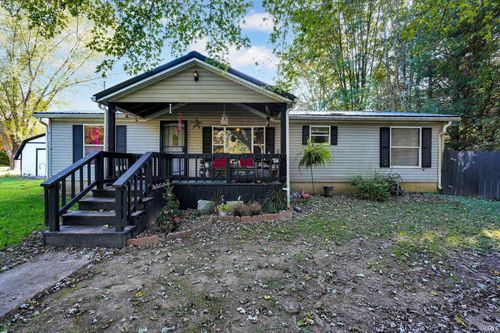 320 Stove Rd, Bedford, IN, 47421-6585 | Card Image