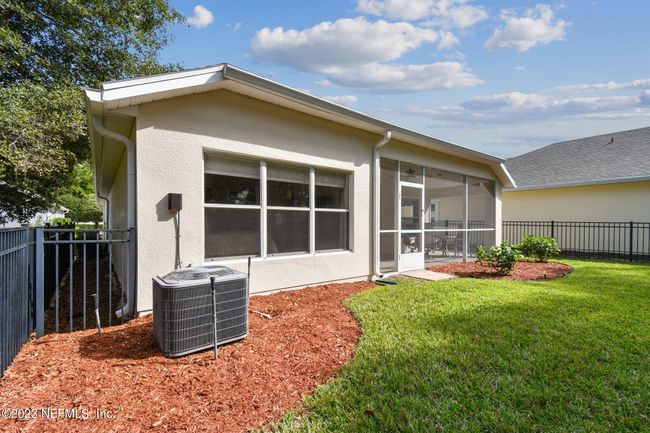 9094 Honeybee Lane, House other with 3 bedrooms, 2 bathrooms and null parking in Jacksonville FL | Image 36