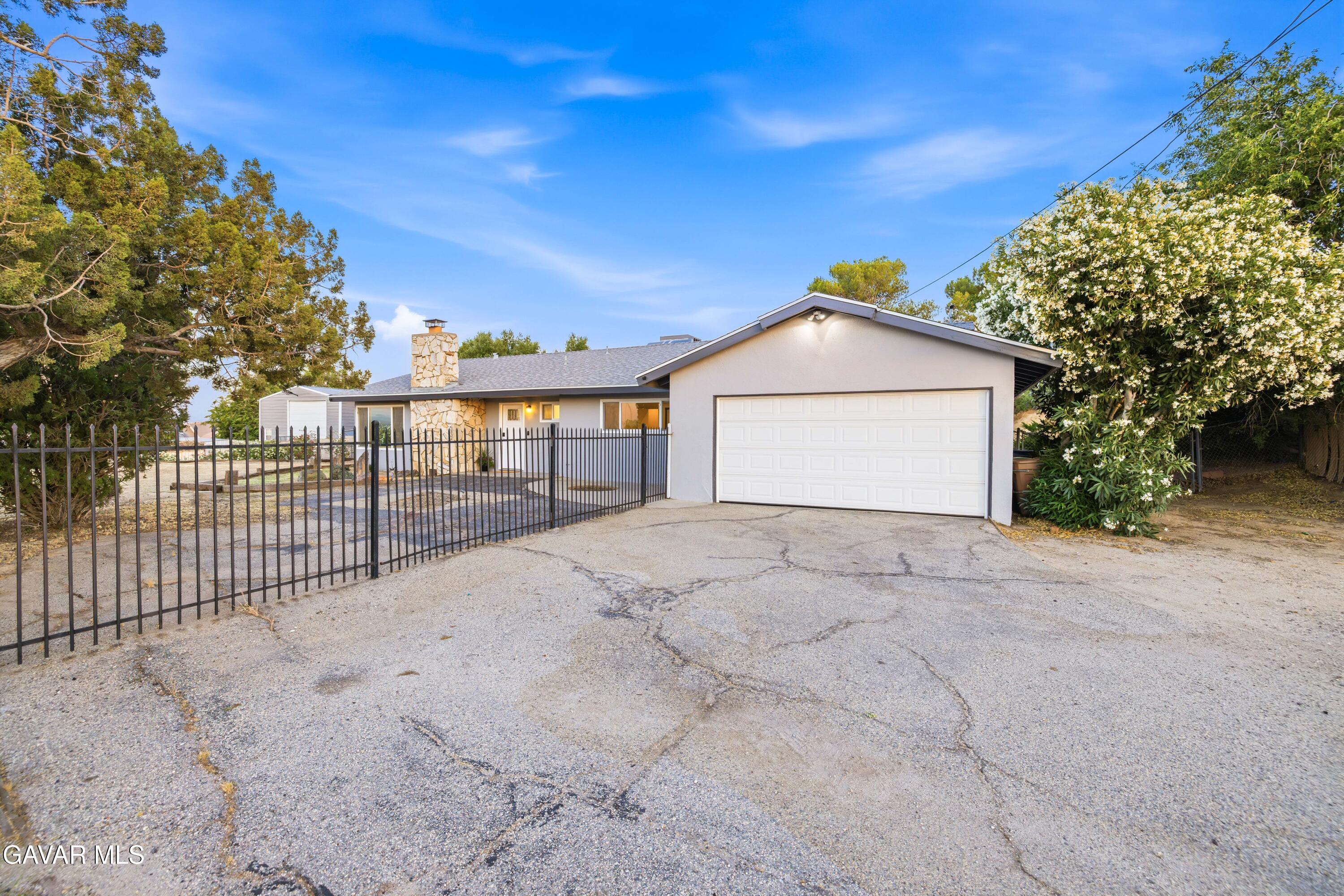 Residential in Palmdale 5
