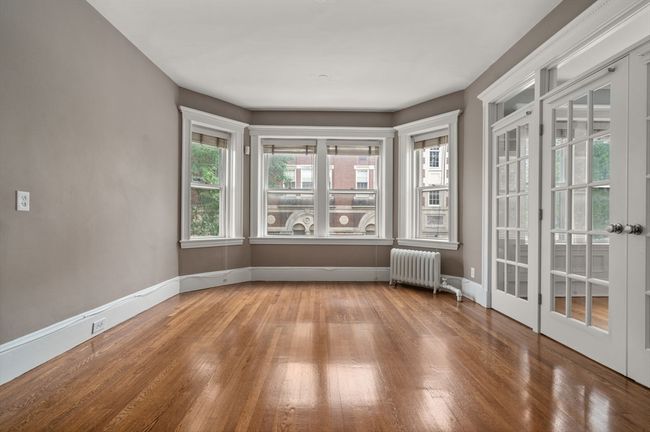 APT-2 - 76 Marshal St, Condo with 3 bedrooms, 2 bathrooms and 1 parking in Brookline MA | Image 7