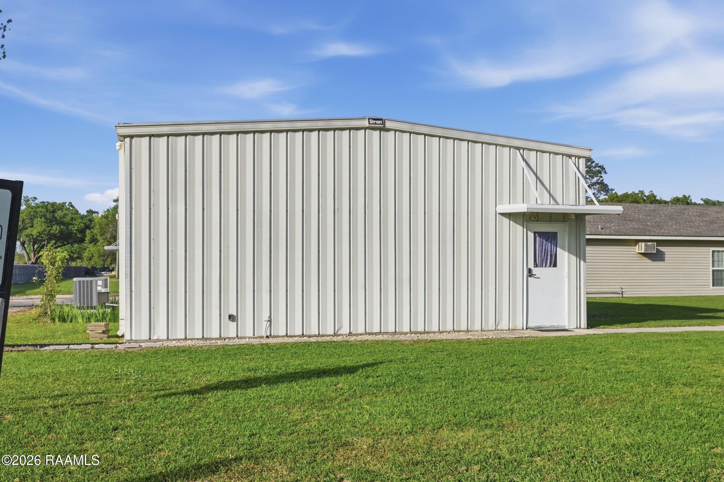 Commercial Sale in Carencro