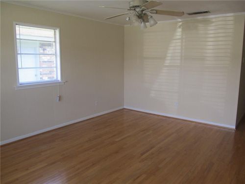 917 Giuffrias Ave, Metairie, LA, 70001-3646 | Card Image