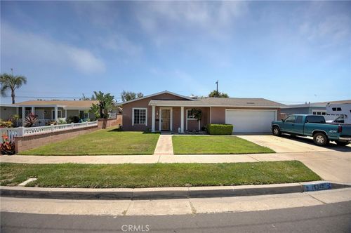 19342 Salmon Ln, Huntington Beach, CA, 92646-2824 | Card Image