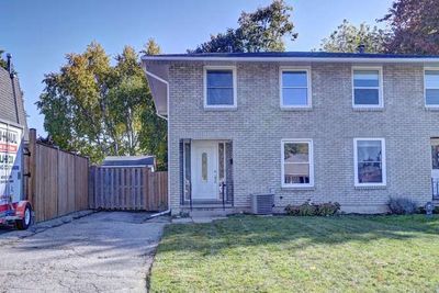 144 Greendale Cres, Home with 3 bedrooms, 2 bathrooms and 3 parking in Kitchener ON | Image 1