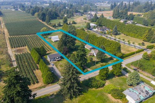 1093 Mckenzie Rd, Abbotsford, BC, V2S7N5 | Card Image