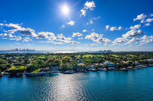 17g-5600 Collins Ave, Miami Beach, FL, 33140-2416 | Card Image