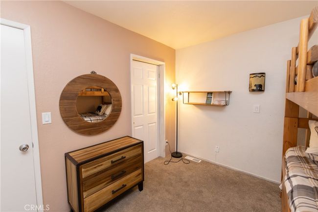5 - 41764 Brownie Ln, Condo with 2 bedrooms, 2 bathrooms and 2 parking in Big Bear Lake CA | Image 17