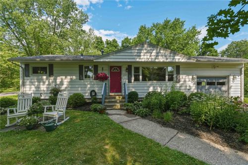 221 Tareyton Dr, Ithaca, NY, 14850-1845 | Card Image