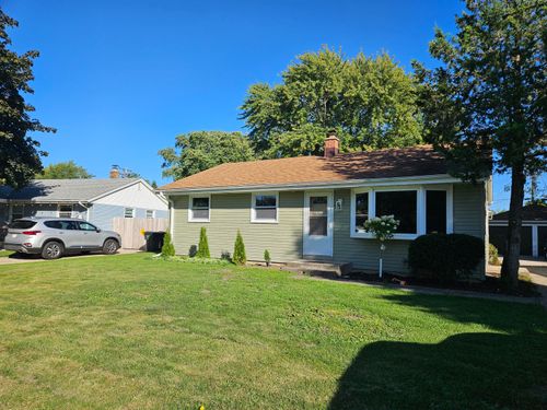 3137 Elderberry Rd, Caledonia, WI, 53402-1123 | Card Image