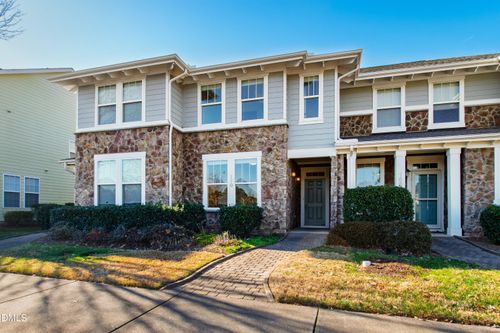 170 Point Comfort Ln, Cary, NC, 27519-2524 | Card Image