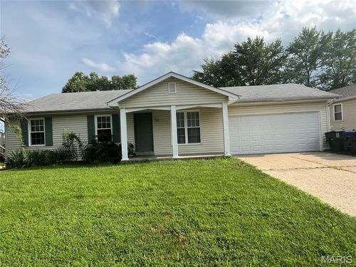 3815 Harvest Point Dr, Saint Peters, MO, 63376-7321 | Card Image