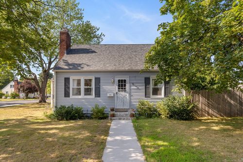 71 Whitney Rd, Manchester, CT, 06040-2739 | Card Image