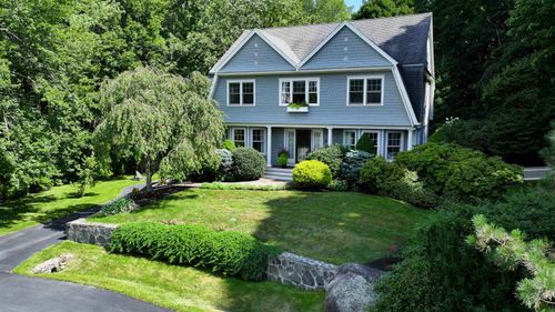 5 Squamscott Circle, Exeter, NH, 03833 | Card Image