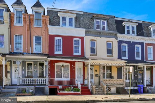 202 W Green St, READING, PA, 19601-2717 | Card Image