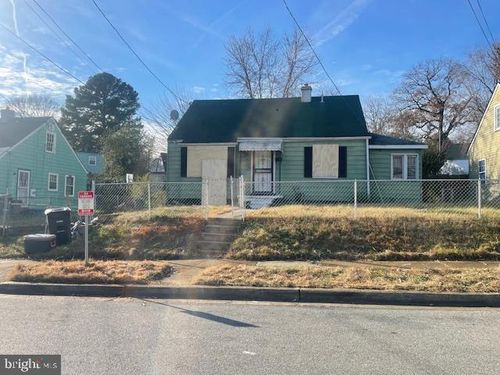 612 64th Ave, CAPITOL HEIGHTS, MD, 20743-1766 | Card Image
