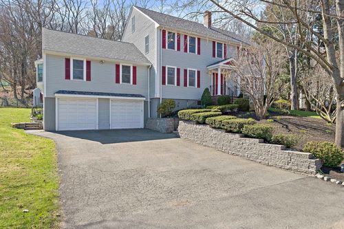 20 Blossom St, Lexington, MA, 02421-8110 | Card Image