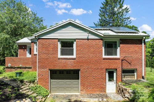 1215 Upper Brush Creek Rd, Fairview, NC, 28730-9207 | Card Image