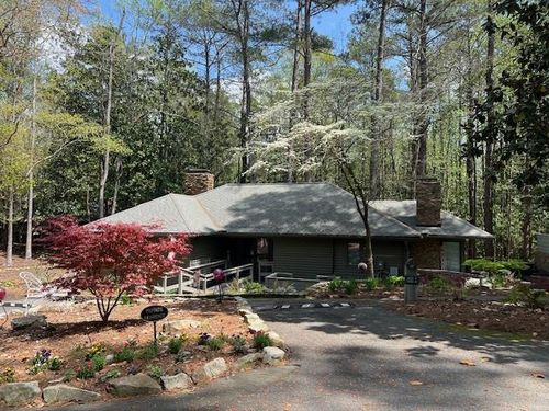 1031 Mountain Creek Dr, Pine Mountain, GA, 31822 | Card Image