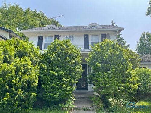 2004 Calumet Ave, Toledo, OH, 43607-1607 | Card Image