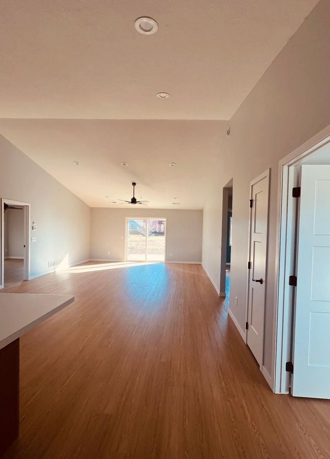 415 4 Th Ave Se, House other with 3 bedrooms, 2 bathrooms and null parking in Saint Joseph MN | Image 7