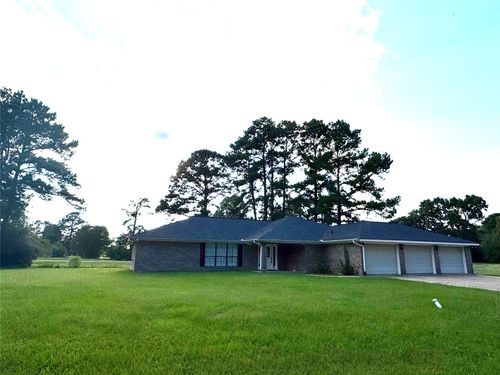 20 Shallow Spgs, Trinity, TX, 75862-6990 | Card Image