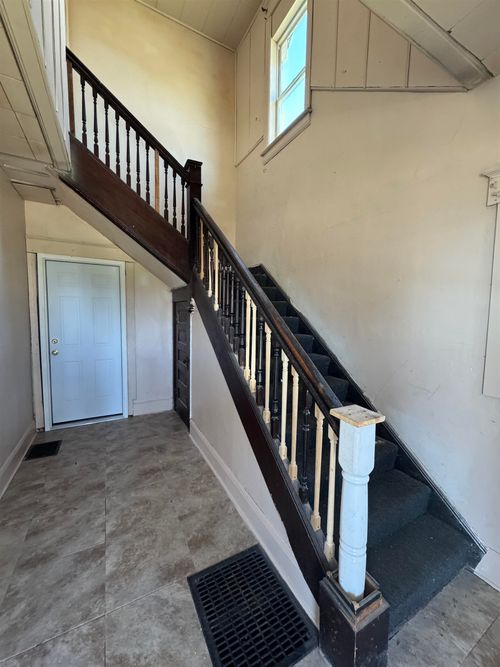 1303 Root St, Flint, MI, 48503-1560 | Card Image