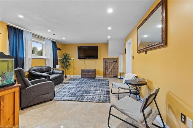 4566 Meadowview Dr, House other with 6 bedrooms, 3 bathrooms and 6 parking in Sebringville ON | Image 22