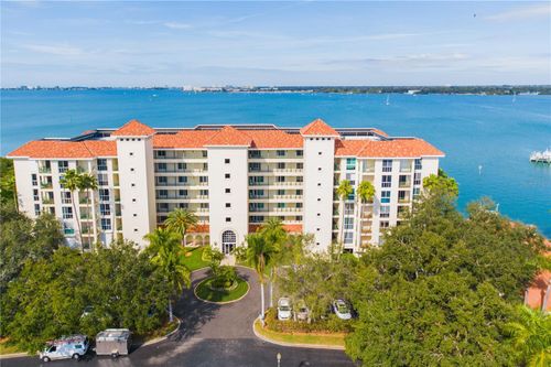 apt-303-4717 Dolphin Cay Ln S, St Petersburg, FL, 33711-4662 | Card Image