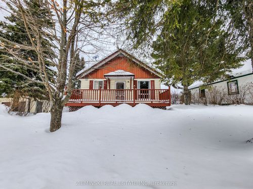 123 Picadilly Cir, Iroquois Falls, ON, P0K1E0 | Card Image