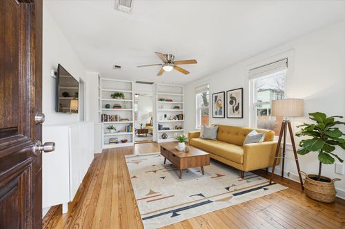 1210 Coleto St, Austin, TX, 78702-1722 | Card Image