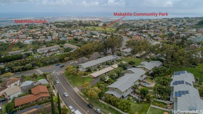 Property line is for illustrative purposes ONLY and is not a 'surveyed' property line. | Image 25