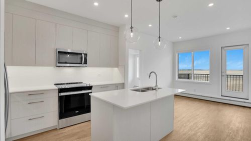 4415-6 Merganser Drive W, Chestermere, AB, T1X2Y2 | Card Image