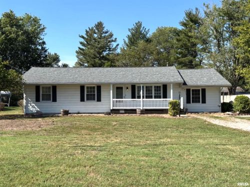 2633 S Broadway Ave, Salem, IL, 62881-3601 | Card Image